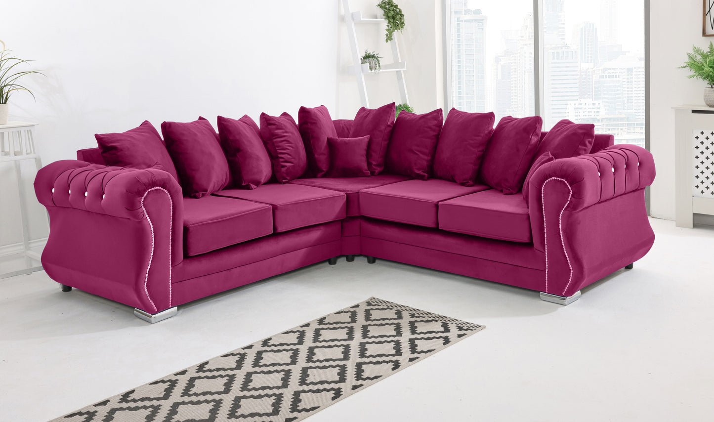 Strada Corner Scatterback + Diamonds