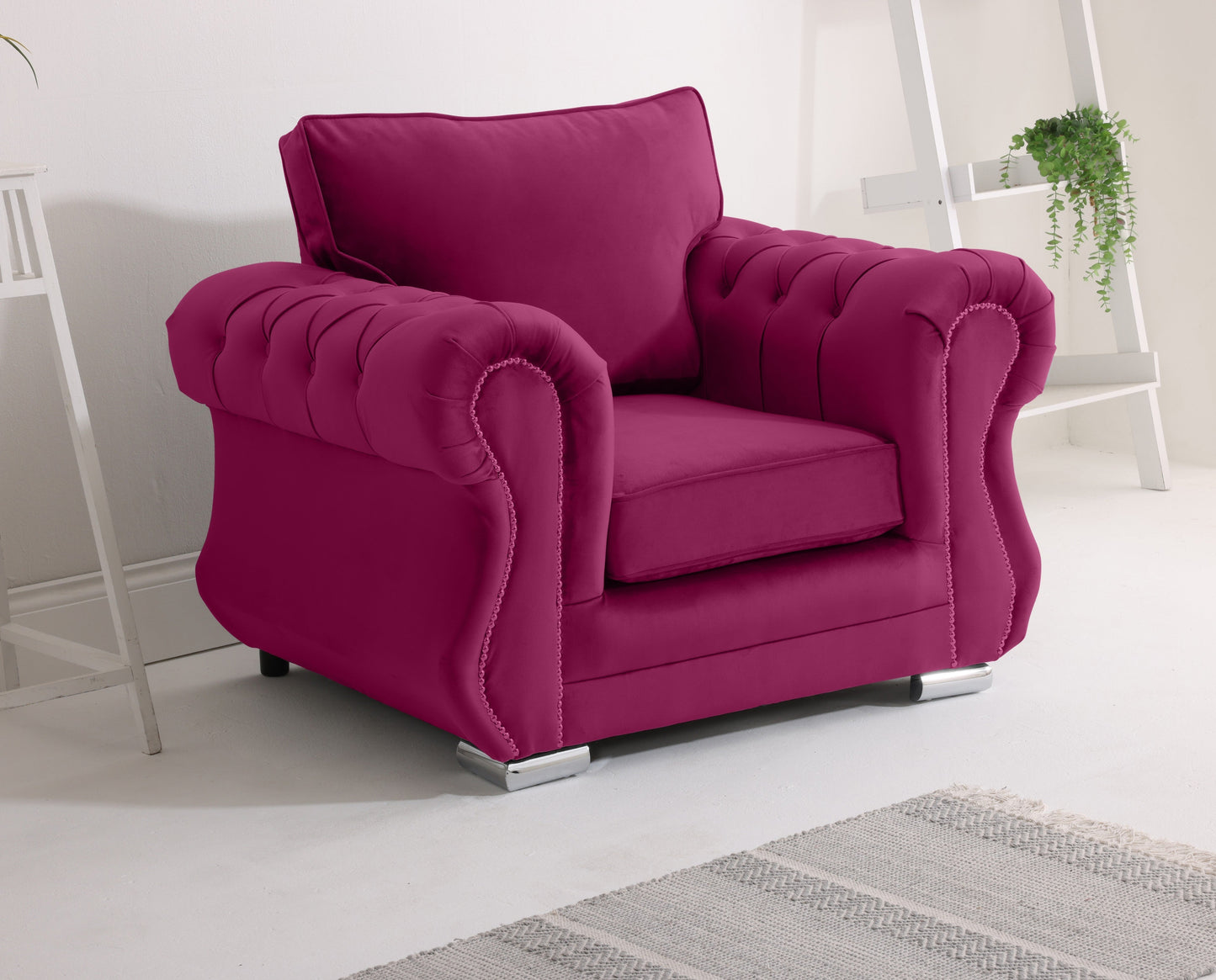 Strada Corner Scatterback