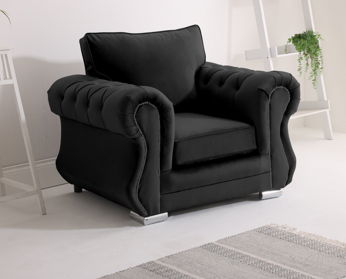 Strada Corner Scatterback