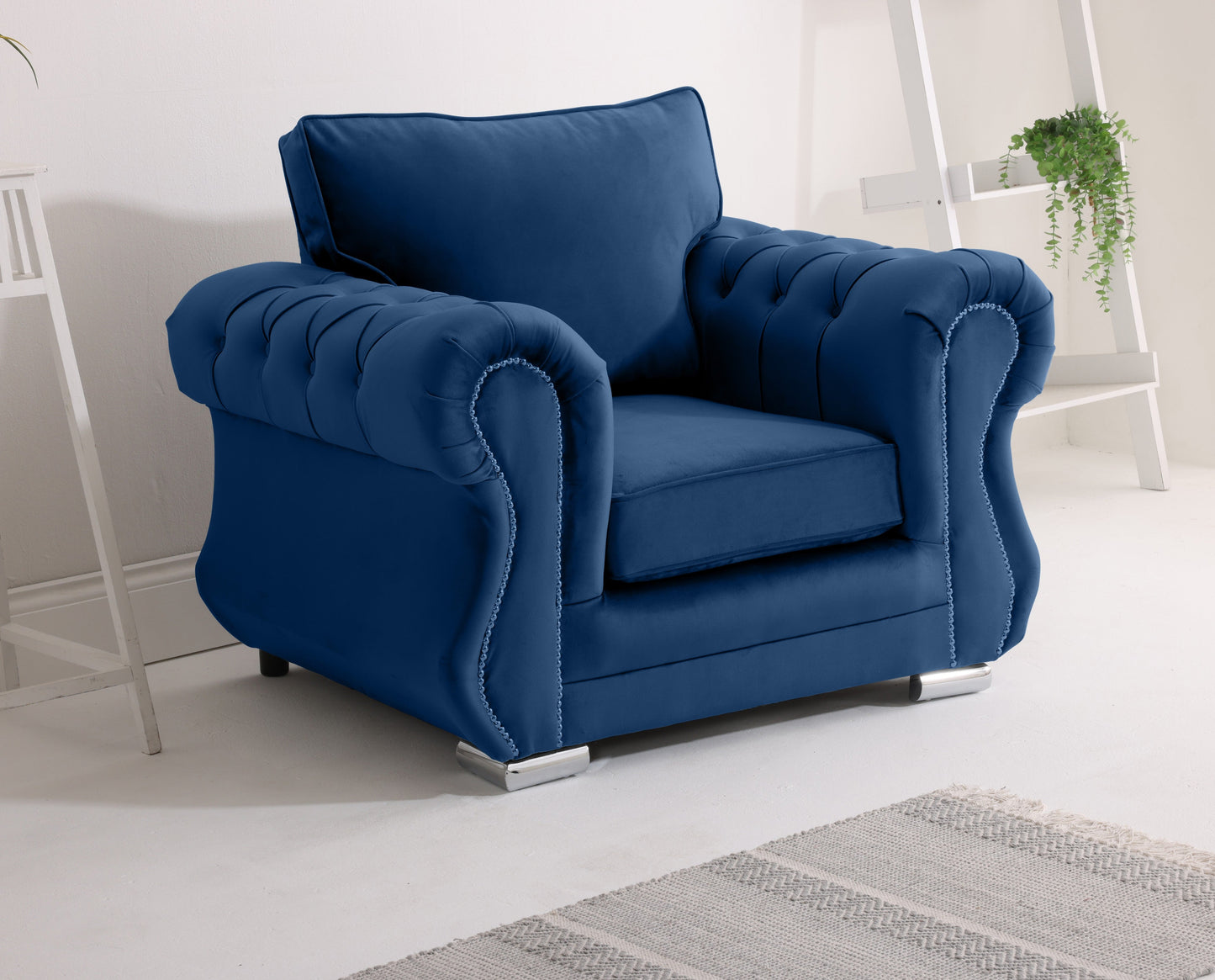 Strada Corner Scatterback