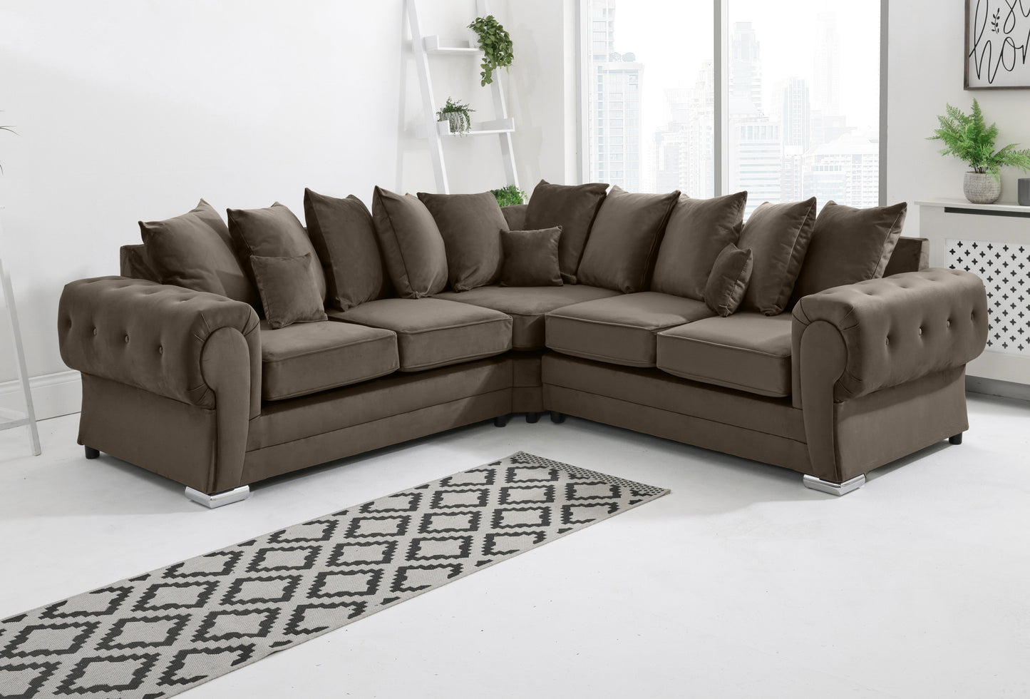 Lucera Plush Corner Scatterback