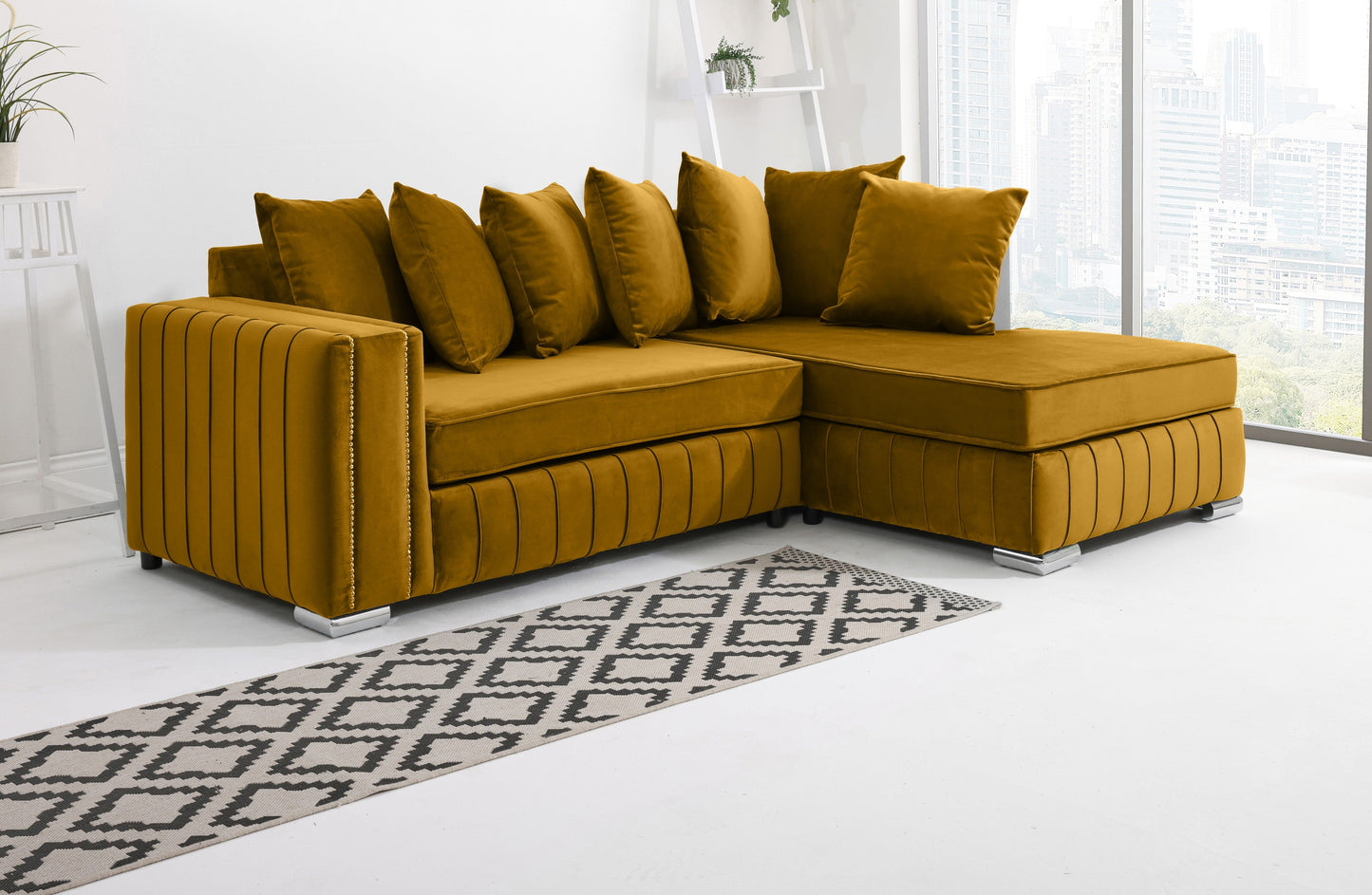 Elara Lounge Scatterback - Facing Right