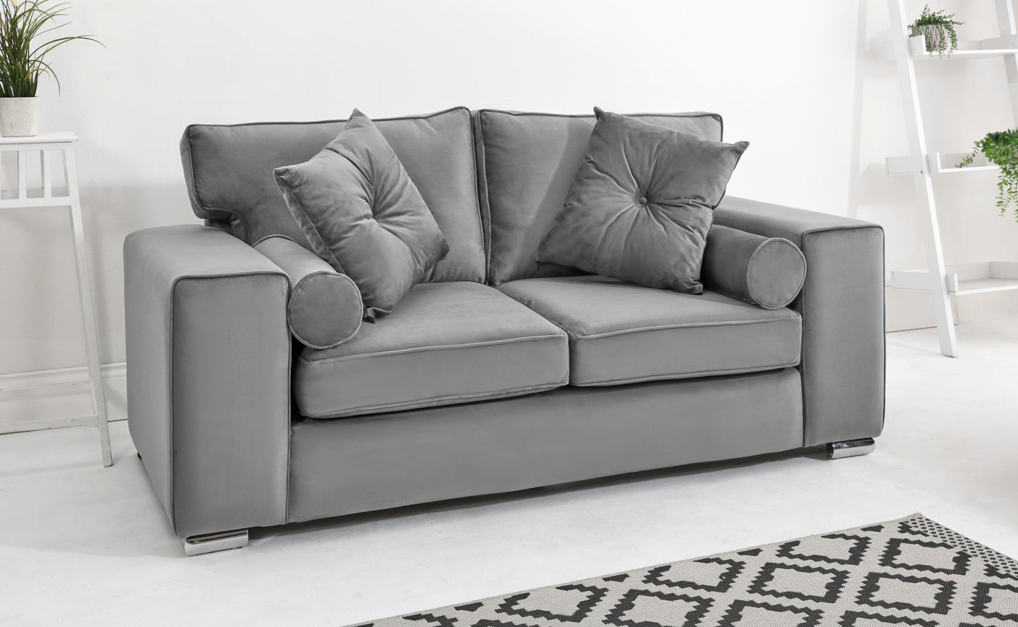 Astoria 3+2 Fullback + Extra Cushions