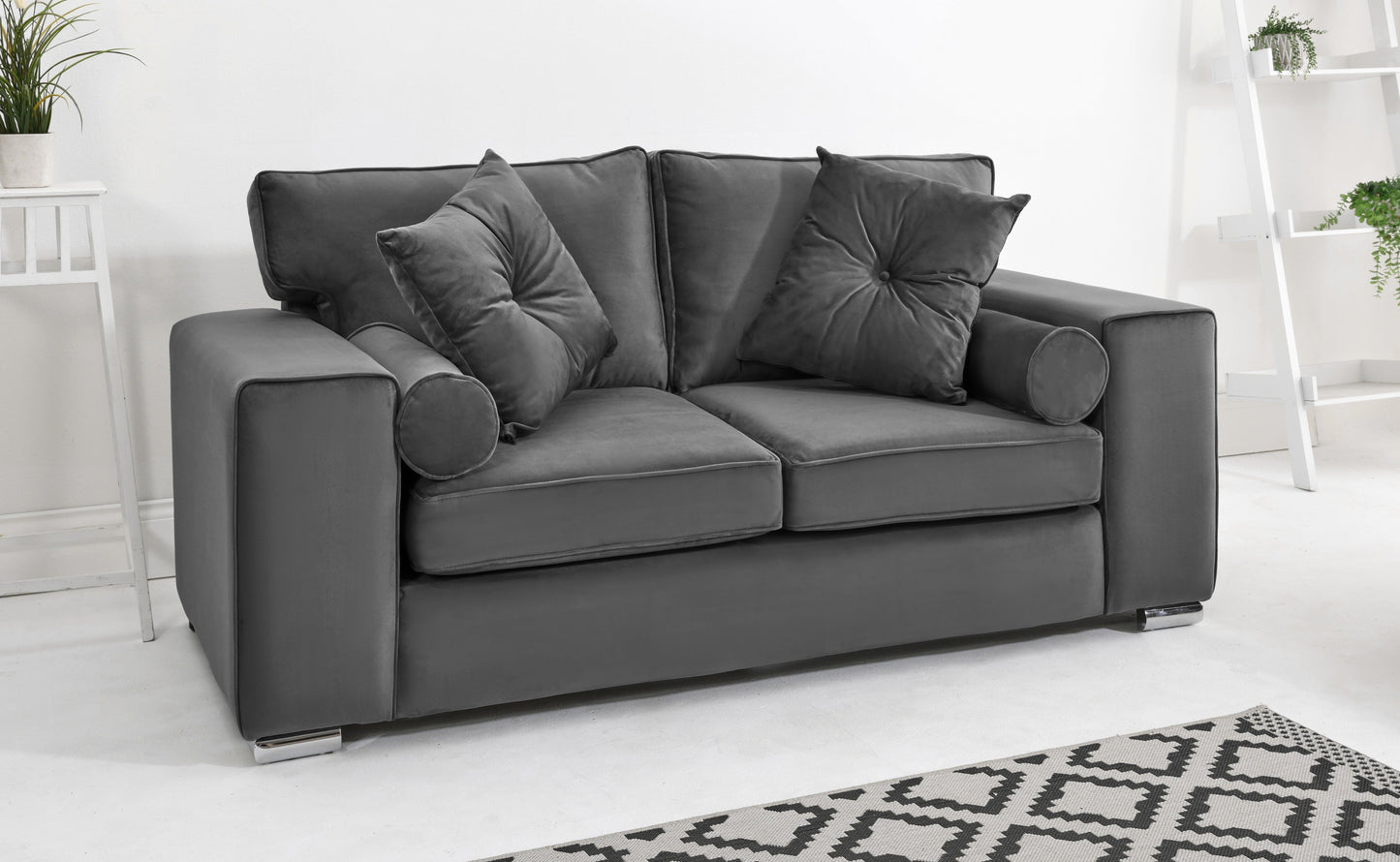Astoria 3+2 Fullback + Extra Cushions