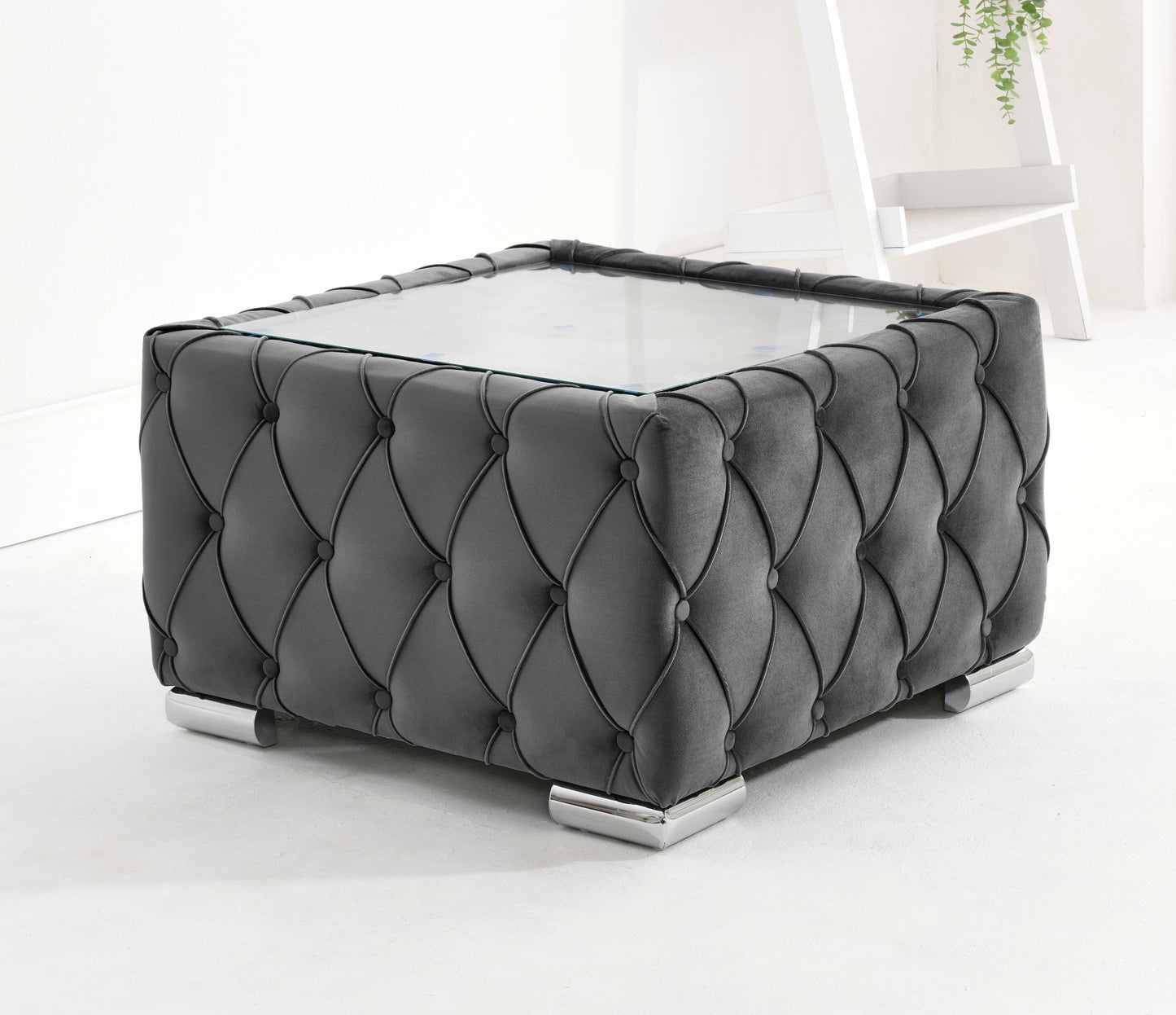 BelmontCorner Fullback - 2c2 - Buttoned Cushions