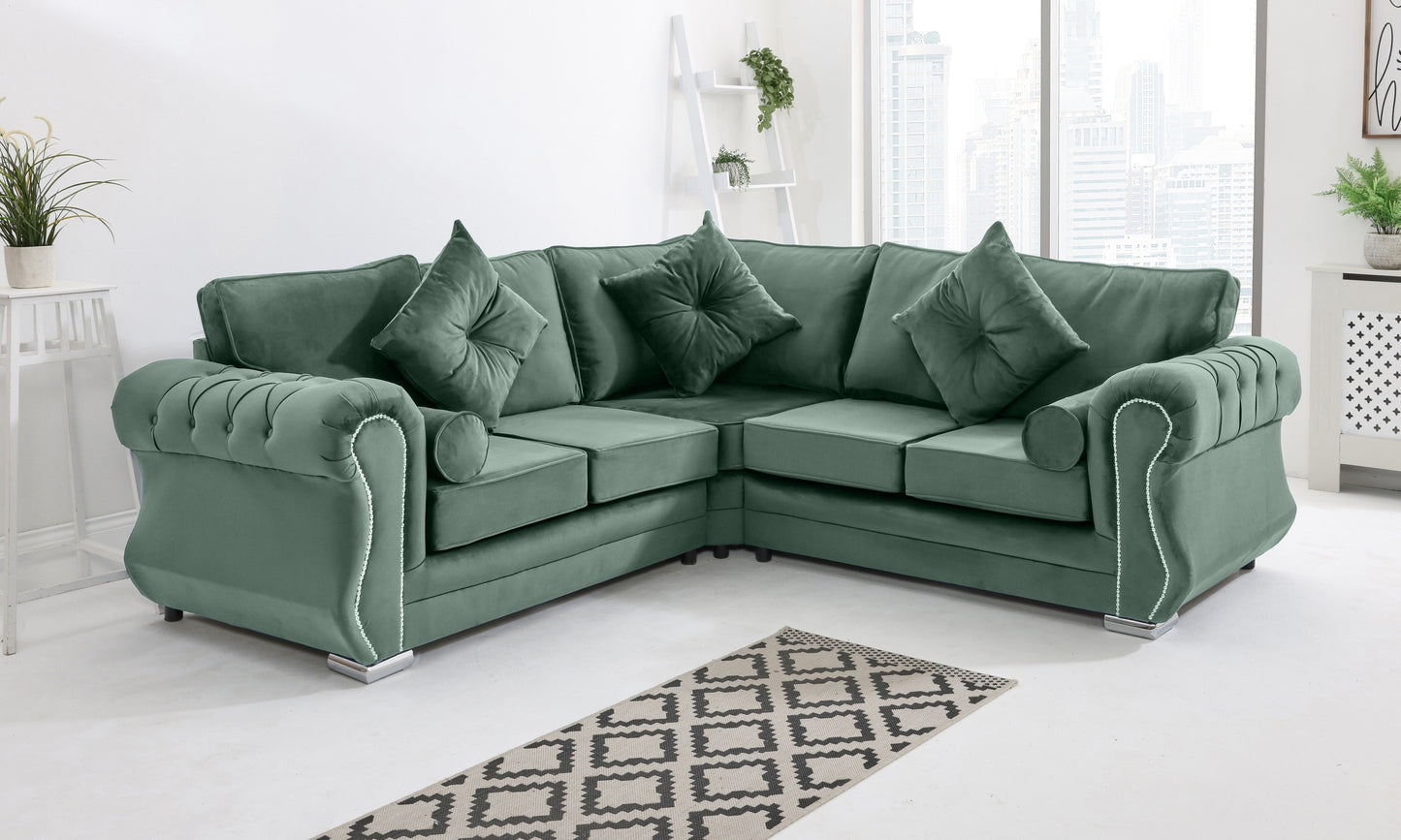 Strada Corner Fullback + Extra Cushions