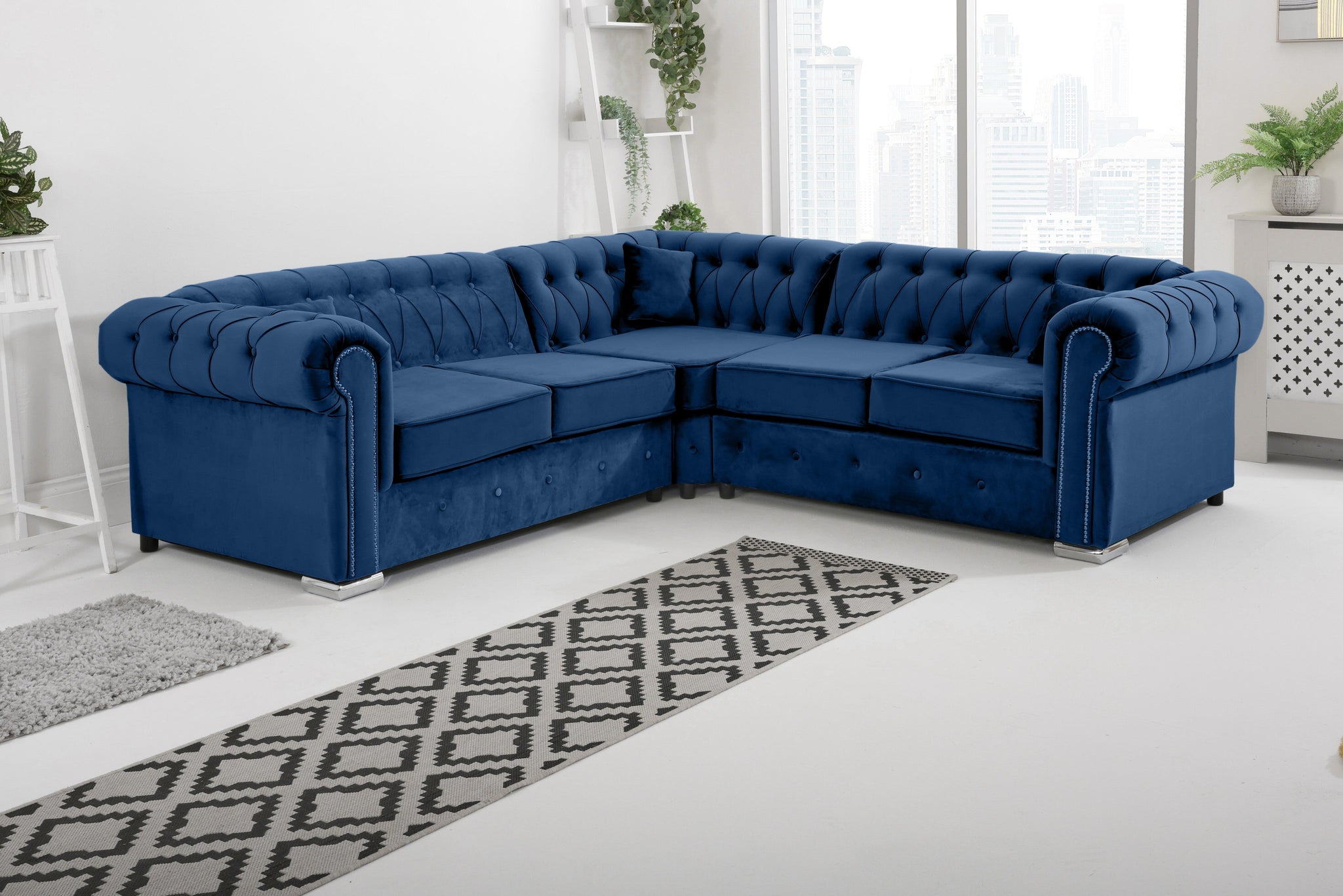 Novara Chesterfield Corner