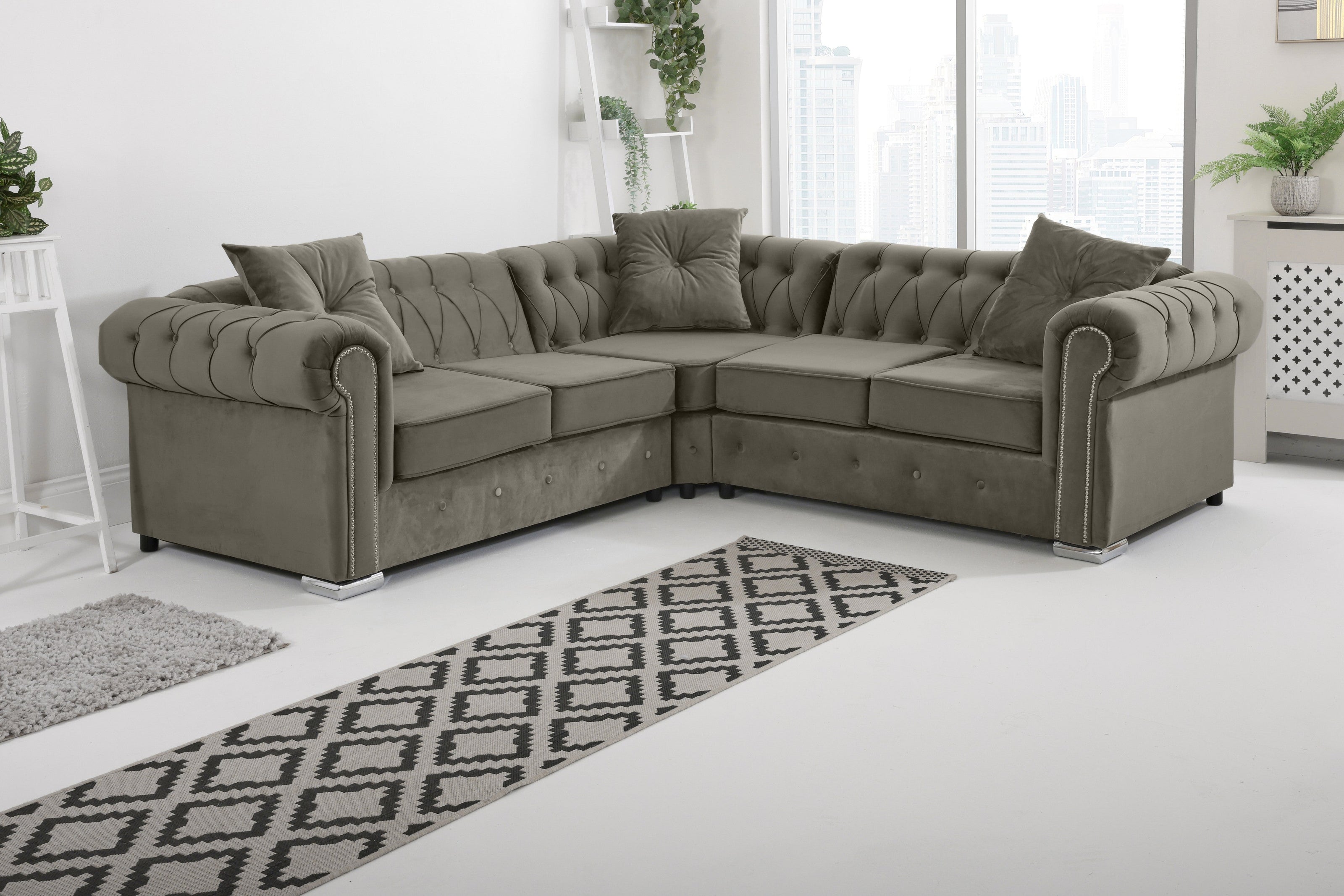 Novara Chesterfield Corner + Extra Cushion - Sofa Scape UK